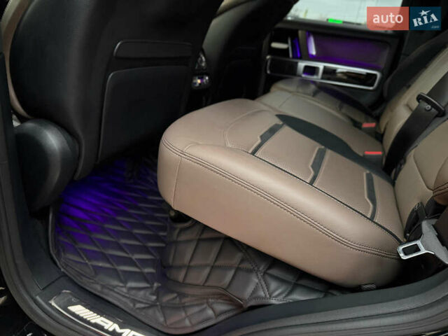 Чорний Мерседес Г-Клас, об'ємом двигуна 3.98 л та пробігом 48 тис. км за 168800 $, фото 56 на Automoto.ua