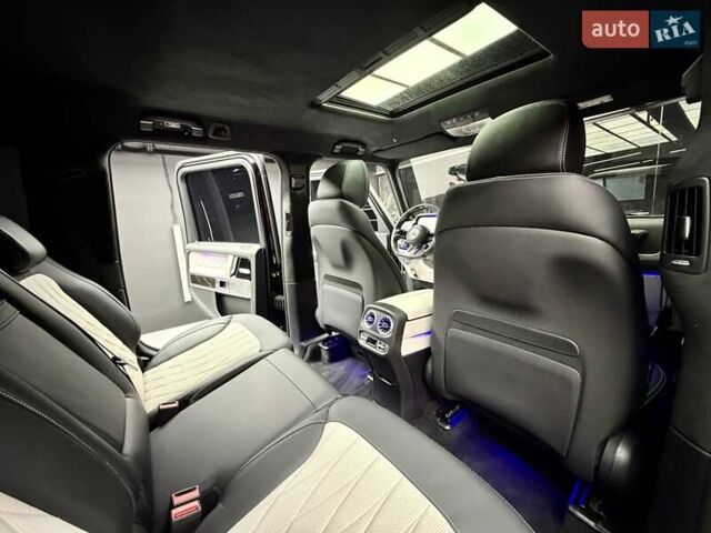 Черный Мерседес Г-Класс, объемом двигателя 4 л и пробегом 37 тыс. км за 209900 $, фото 52 на Automoto.ua
