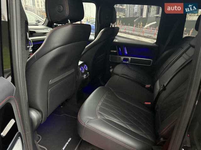 Черный Мерседес Г-Класс, объемом двигателя 3.98 л и пробегом 33 тыс. км за 218000 $, фото 14 на Automoto.ua