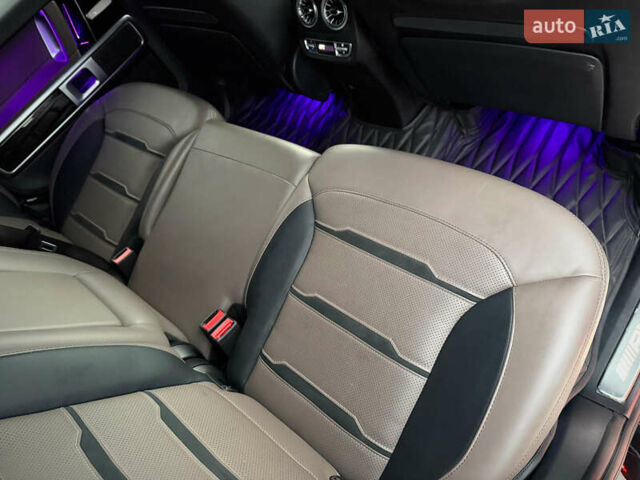 Чорний Мерседес Г-Клас, об'ємом двигуна 3.98 л та пробігом 48 тис. км за 168800 $, фото 69 на Automoto.ua