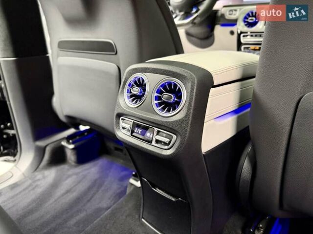 Черный Мерседес Г-Класс, объемом двигателя 4 л и пробегом 37 тыс. км за 209900 $, фото 53 на Automoto.ua