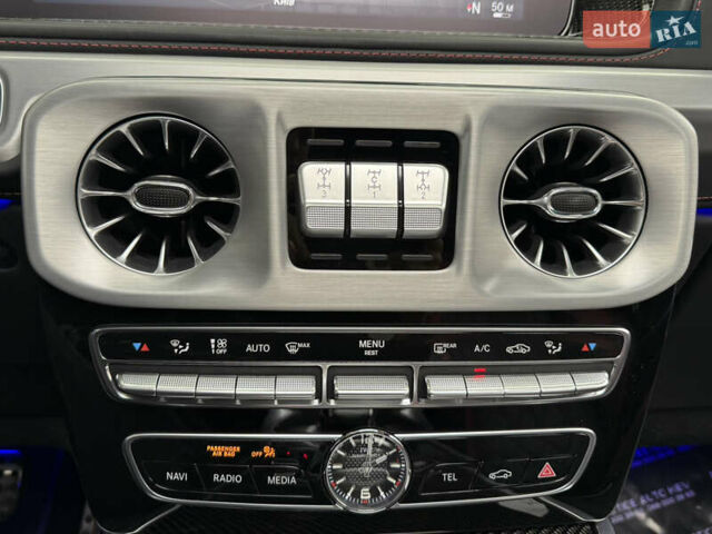 Чорний Мерседес Г-Клас, об'ємом двигуна 3.98 л та пробігом 35 тис. км за 219000 $, фото 75 на Automoto.ua