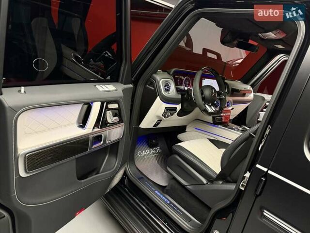 Черный Мерседес Г-Класс, объемом двигателя 4 л и пробегом 37 тыс. км за 209900 $, фото 24 на Automoto.ua