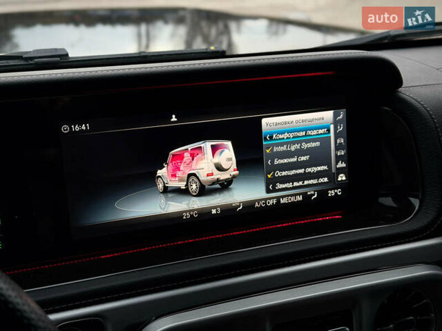 Чорний Мерседес Г-Клас, об'ємом двигуна 3.98 л та пробігом 48 тис. км за 168800 $, фото 82 на Automoto.ua