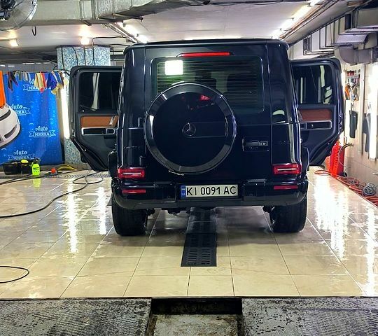 Чорний Мерседес Г-Клас, об'ємом двигуна 4 л та пробігом 75 тис. км за 174000 $, фото 2 на Automoto.ua