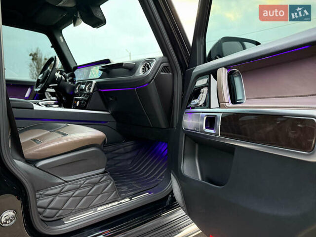 Чорний Мерседес Г-Клас, об'ємом двигуна 3.98 л та пробігом 48 тис. км за 168800 $, фото 58 на Automoto.ua
