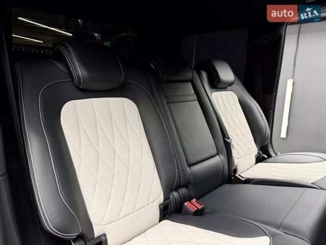 Черный Мерседес Г-Класс, объемом двигателя 4 л и пробегом 37 тыс. км за 209900 $, фото 49 на Automoto.ua