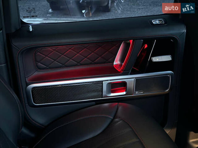 Мерседес Г-Класс 2022 в Одессе на Automoto.ua Черный Мерседес Г-Класс, объемом двигателя 3.98 л и пробегом 23 тыс. км за 225000 $, фото 8 на Automoto.ua