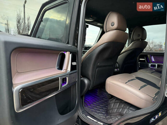 Чорний Мерседес Г-Клас, об'ємом двигуна 3.98 л та пробігом 48 тис. км за 168800 $, фото 51 на Automoto.ua