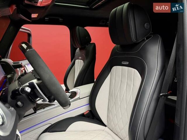 Черный Мерседес Г-Класс, объемом двигателя 4 л и пробегом 37 тыс. км за 209900 $, фото 28 на Automoto.ua