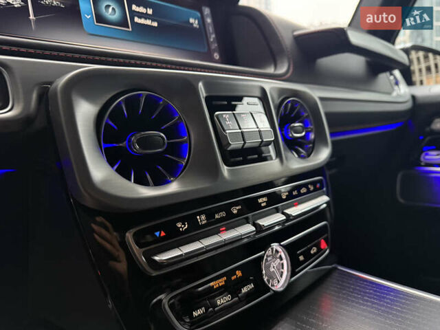 Черный Мерседес Г-Класс, объемом двигателя 3.98 л и пробегом 33 тыс. км за 218000 $, фото 20 на Automoto.ua