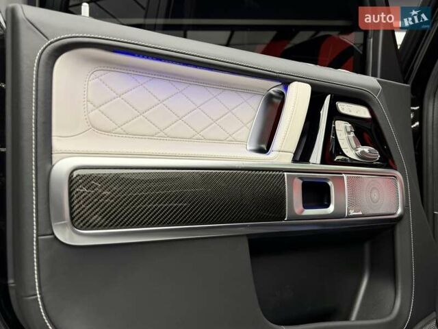 Черный Мерседес Г-Класс, объемом двигателя 4 л и пробегом 37 тыс. км за 209900 $, фото 26 на Automoto.ua