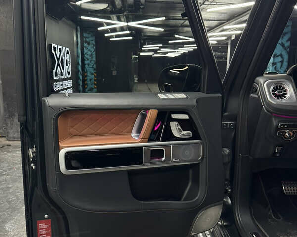 Чорний Мерседес Г-Клас, об'ємом двигуна 3.98 л та пробігом 43 тис. км за 210000 $, фото 25 на Automoto.ua