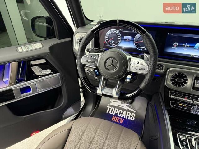 Чорний Мерседес Г-Клас, об'ємом двигуна 3.98 л та пробігом 2 тис. км за 270000 $, фото 69 на Automoto.ua