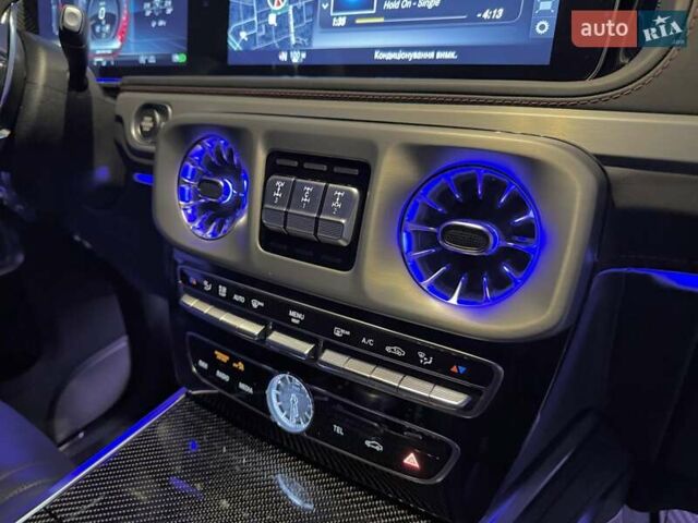 Черный Мерседес Г-Класс, объемом двигателя 3.98 л и пробегом 19 тыс. км за 232000 $, фото 37 на Automoto.ua