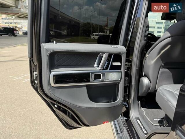 Черный Мерседес Г-Класс, объемом двигателя 3.98 л и пробегом 28 тыс. км за 238000 $, фото 9 на Automoto.ua