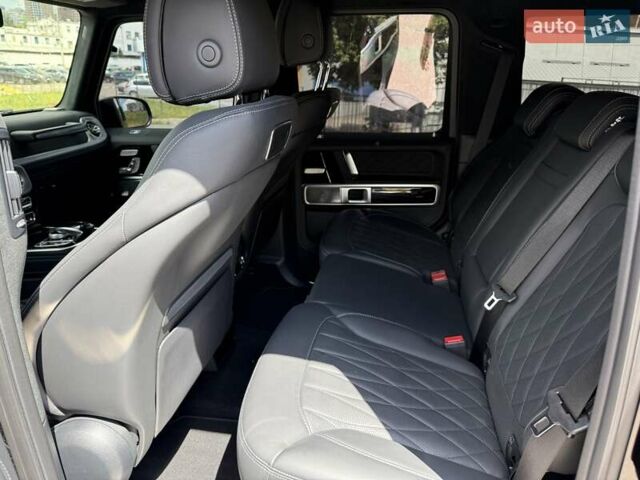 Черный Мерседес Г-Класс, объемом двигателя 3.98 л и пробегом 28 тыс. км за 238000 $, фото 7 на Automoto.ua