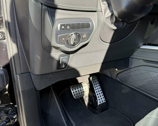 Черный Мерседес Г-Класс, объемом двигателя 3.98 л и пробегом 30 тыс. км за 220000 $, фото 13 на Automoto.ua