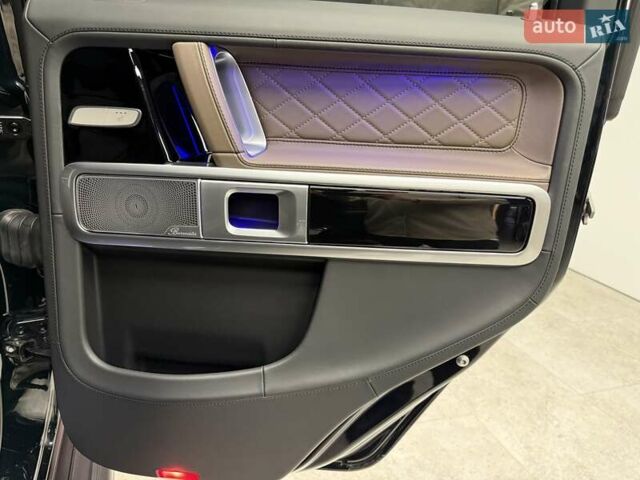 Чорний Мерседес Г-Клас, об'ємом двигуна 3.98 л та пробігом 2 тис. км за 270000 $, фото 50 на Automoto.ua