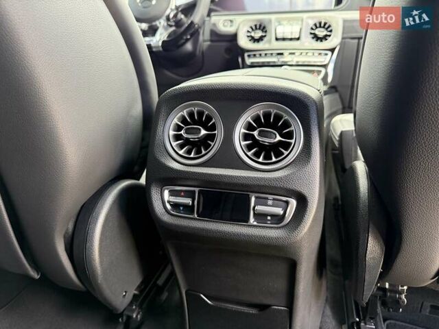 Черный Мерседес Г-Класс, объемом двигателя 3.98 л и пробегом 28 тыс. км за 238000 $, фото 26 на Automoto.ua