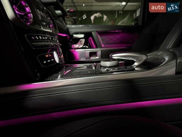 Черный Мерседес Г-Класс, объемом двигателя 3.98 л и пробегом 17 тыс. км за 241500 $, фото 32 на Automoto.ua