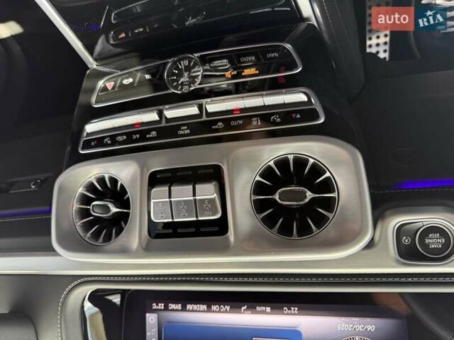 Черный Мерседес Г-Класс, объемом двигателя 3.98 л и пробегом 28 тыс. км за 238000 $, фото 35 на Automoto.ua