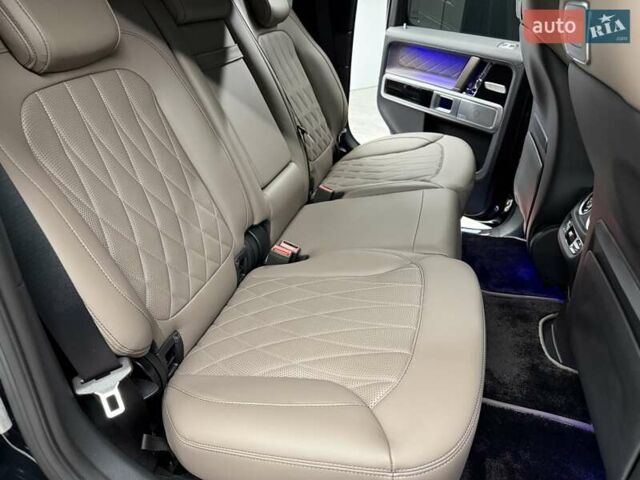 Чорний Мерседес Г-Клас, об'ємом двигуна 3.98 л та пробігом 2 тис. км за 270000 $, фото 56 на Automoto.ua