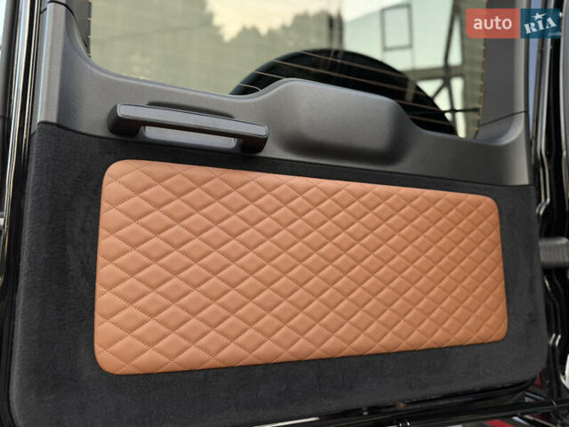 Черный Мерседес Г-Класс, объемом двигателя 3.98 л и пробегом 20 тыс. км за 232000 $, фото 91 на Automoto.ua