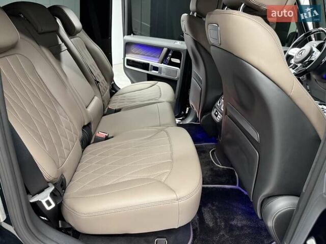 Чорний Мерседес Г-Клас, об'ємом двигуна 3.98 л та пробігом 2 тис. км за 270000 $, фото 54 на Automoto.ua