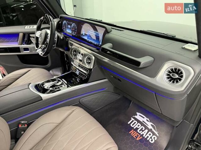 Чорний Мерседес Г-Клас, об'ємом двигуна 3.98 л та пробігом 2 тис. км за 270000 $, фото 62 на Automoto.ua