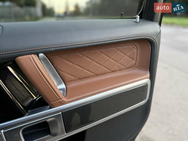 Черный Мерседес Г-Класс, объемом двигателя 3.98 л и пробегом 20 тыс. км за 232000 $, фото 99 на Automoto.ua