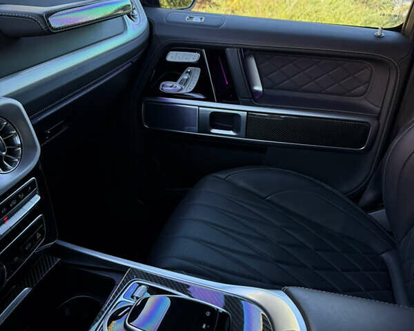 Черный Мерседес Г-Класс, объемом двигателя 3.98 л и пробегом 30 тыс. км за 220000 $, фото 36 на Automoto.ua