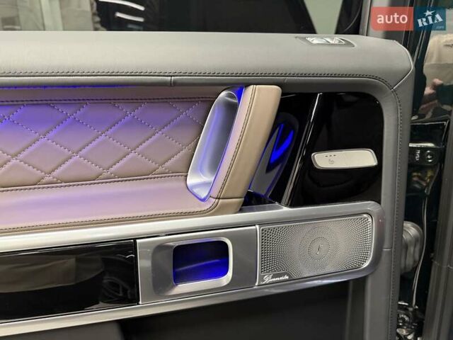 Чорний Мерседес Г-Клас, об'ємом двигуна 3.98 л та пробігом 2 тис. км за 270000 $, фото 43 на Automoto.ua