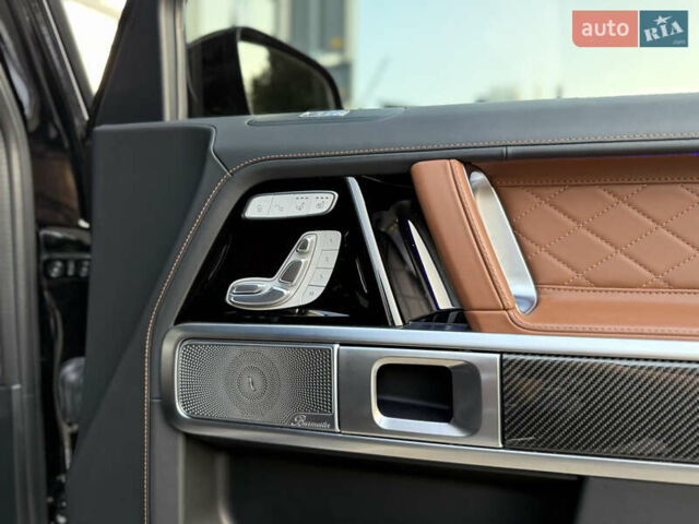 Черный Мерседес Г-Класс, объемом двигателя 3.98 л и пробегом 20 тыс. км за 232000 $, фото 100 на Automoto.ua