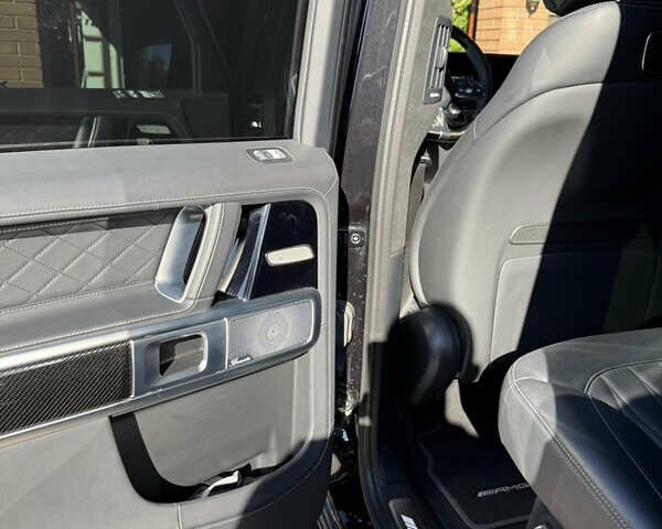 Черный Мерседес Г-Класс, объемом двигателя 3.98 л и пробегом 30 тыс. км за 220000 $, фото 34 на Automoto.ua