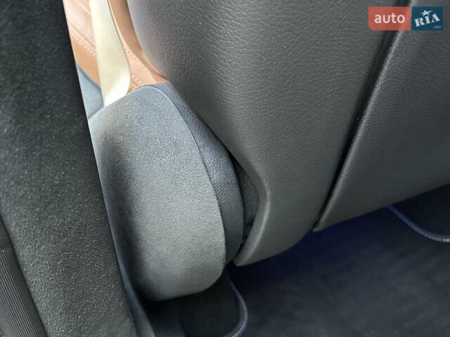 Чорний Мерседес Г-Клас, об'ємом двигуна 3.98 л та пробігом 23 тис. км за 325000 $, фото 72 на Automoto.ua