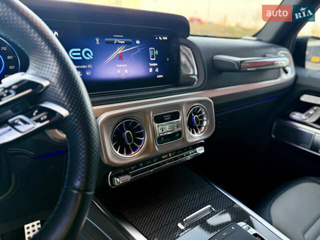 Черный Мерседес Г-Класс, объемом двигателя 0 л и пробегом 19 тыс. км за 165000 $, фото 21 на Automoto.ua