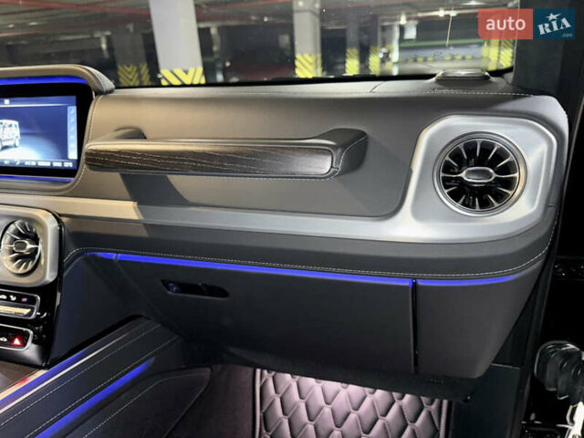 Черный Мерседес Г-Класс, объемом двигателя 4 л и пробегом 12 тыс. км за 209900 $, фото 40 на Automoto.ua