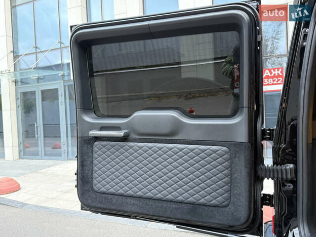 Черный Мерседес Г-Класс, объемом двигателя 3.98 л и пробегом 13 тыс. км за 330000 $, фото 69 на Automoto.ua