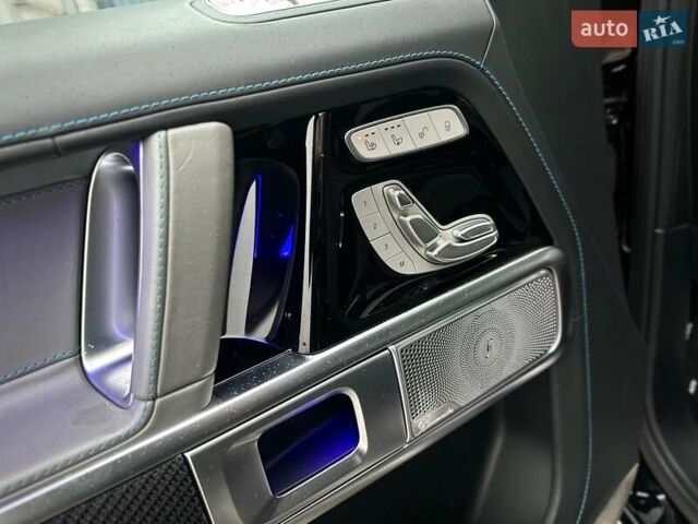 Черный Мерседес Г-Класс, объемом двигателя 0 л и пробегом 19 тыс. км за 165000 $, фото 41 на Automoto.ua