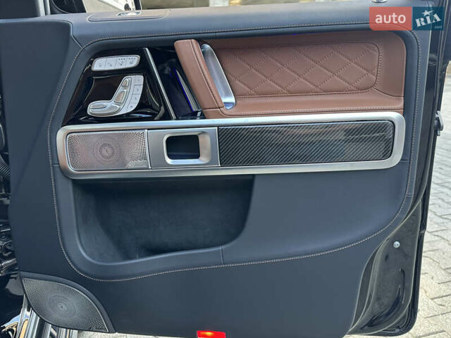 Чорний Мерседес Г-Клас, об'ємом двигуна 3.98 л та пробігом 23 тис. км за 325000 $, фото 59 на Automoto.ua