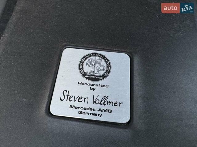 Черный Мерседес Г-Класс, объемом двигателя 4 л и пробегом 87 тыс. км за 230000 $, фото 95 на Automoto.ua