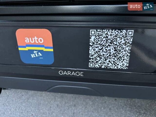 Черный Мерседес Г-Класс, объемом двигателя 4 л и пробегом 87 тыс. км за 230000 $, фото 26 на Automoto.ua