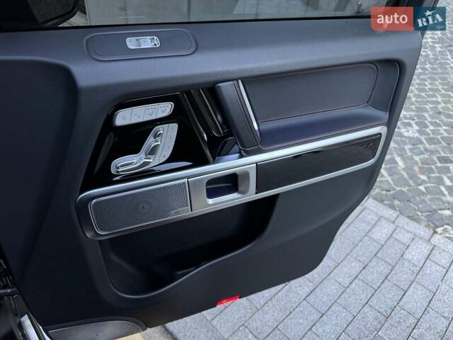 Черный Мерседес Г-Класс, объемом двигателя 4 л и пробегом 87 тыс. км за 230000 $, фото 67 на Automoto.ua