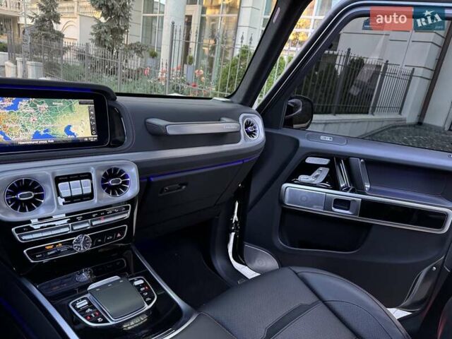 Черный Мерседес Г-Класс, объемом двигателя 4 л и пробегом 87 тыс. км за 230000 $, фото 57 на Automoto.ua