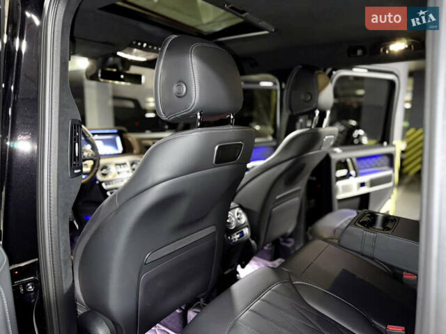Черный Мерседес Г-Класс, объемом двигателя 4 л и пробегом 12 тыс. км за 209900 $, фото 24 на Automoto.ua
