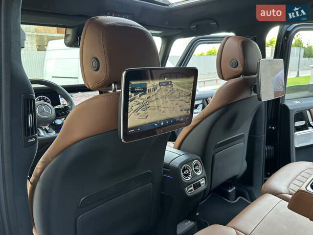 Чорний Мерседес Г-Клас, об'ємом двигуна 3.98 л та пробігом 23 тис. км за 325000 $, фото 52 на Automoto.ua