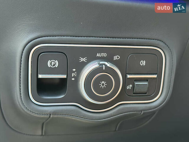 Чорний Мерседес Г-Клас, об'ємом двигуна 3.98 л та пробігом 23 тис. км за 325000 $, фото 73 на Automoto.ua