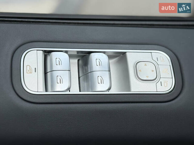 Черный Мерседес Г-Класс, объемом двигателя 3.98 л и пробегом 13 тыс. км за 330000 $, фото 57 на Automoto.ua