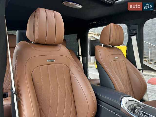 Чорний Мерседес Г-Клас, об'ємом двигуна 3.98 л та пробігом 23 тис. км за 325000 $, фото 49 на Automoto.ua